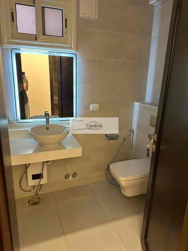 5 5b934942-4f8f-434e-bfc5-5649ad4bf200. jpg