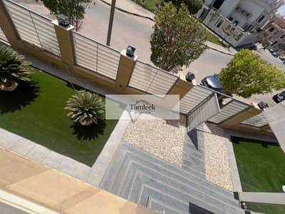 فیلا 9 غرف نوم للبيع في الشيخ زايد، الجيزة - 77baf0b8-75cb-4523-bcff-db007a47f243. jpg