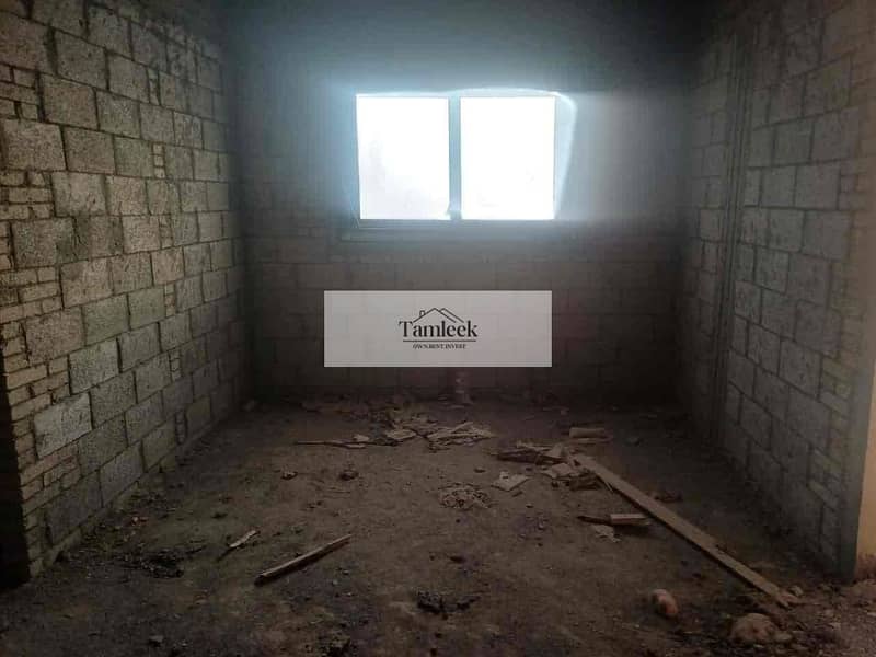 4 35e31f21-e9da-455a-a8d0-7590b86d4cbb. jpg