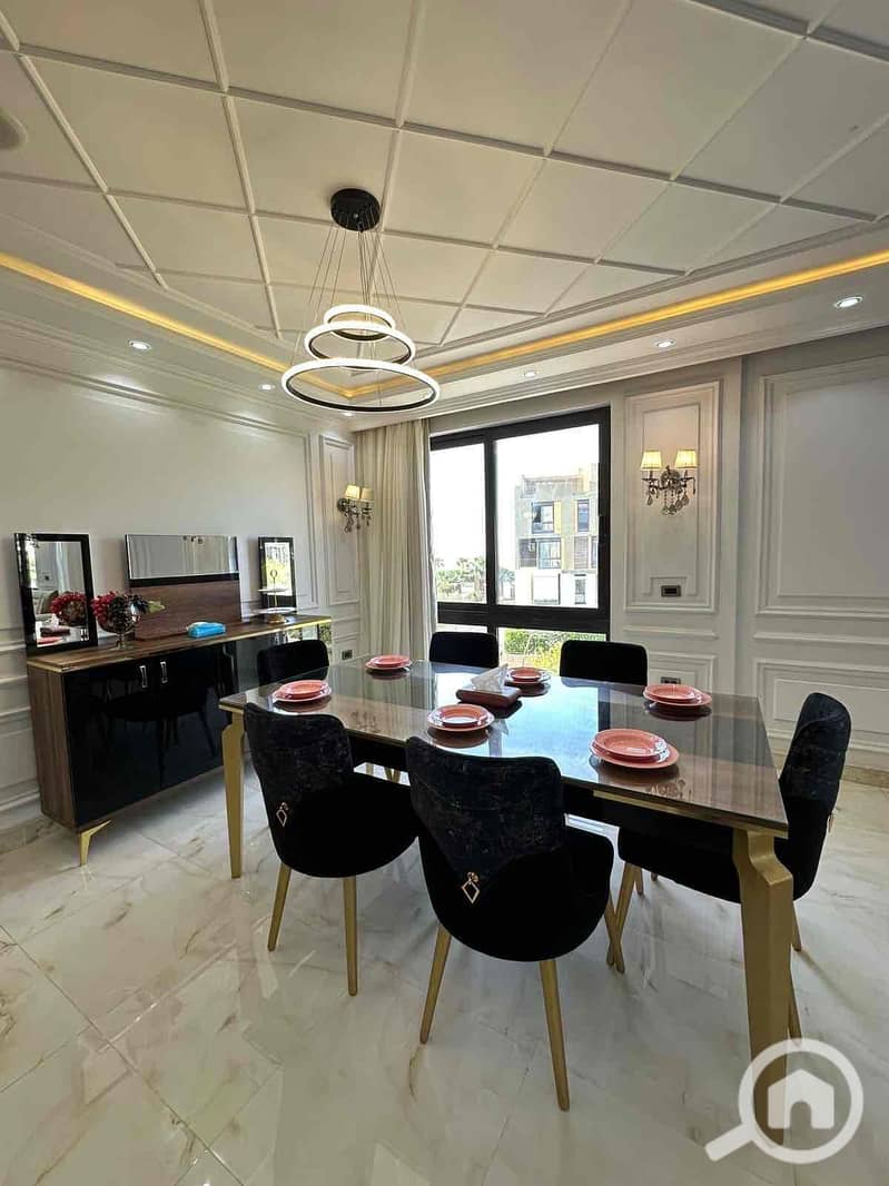 3 ae7e7e81-f83f-48c8-b22d-ba308f2a8282. jpg