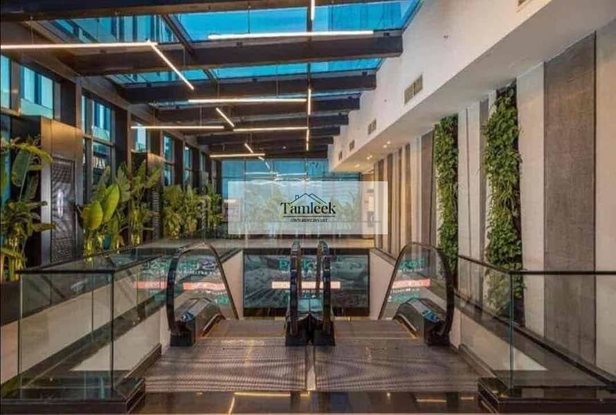 9 54e6d76a-e4bd-4c63-93dc-8eb1f47ee51d. jpg