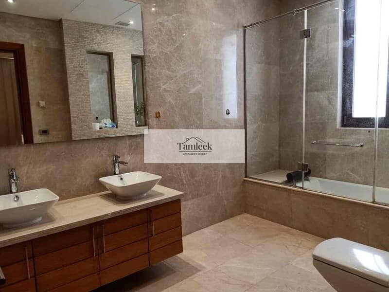 12 00e766f6-341f-4a4a-aab5-352091626f08. jpg