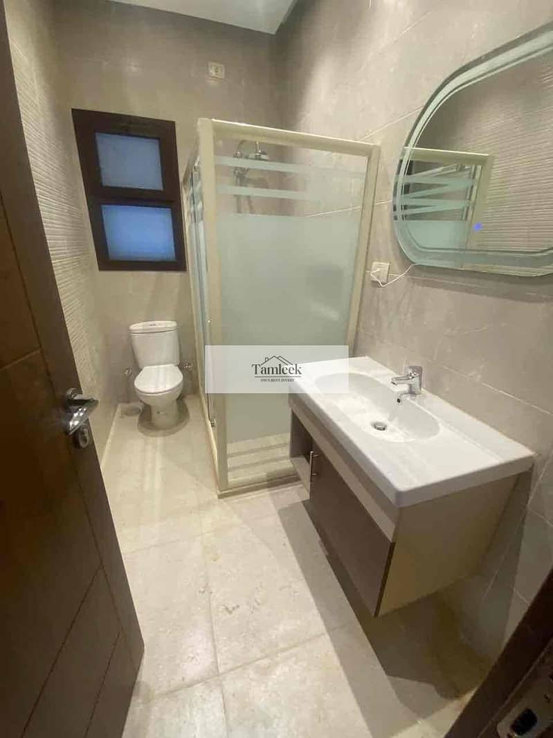 5 ec75d849-fd0a-488e-8974-3624c5437173. jpg