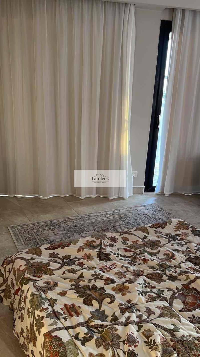 3 ac1ead90-2f7c-4268-8b06-7801f3e69b41. jpg