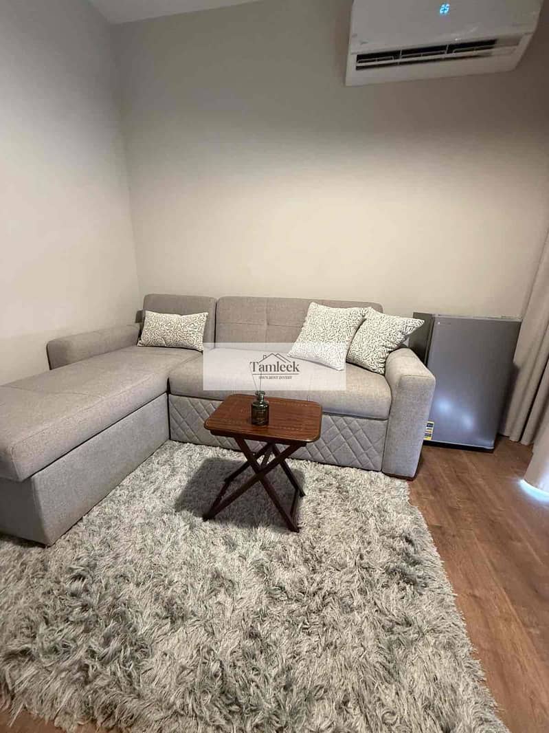 9 6ea56ff6-86f0-41b3-97cd-6878f4c0698b. jpg