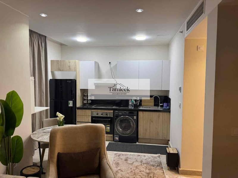 2 70029812-dd90-4c3c-86a1-97a84e8859ea. jpg