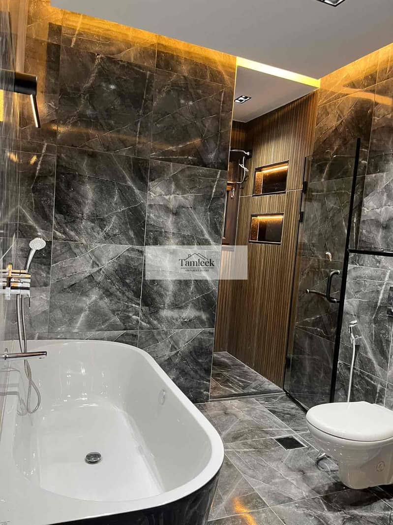 3 ef9e7530-febc-46d6-ad97-c93add4bdabf. jpg