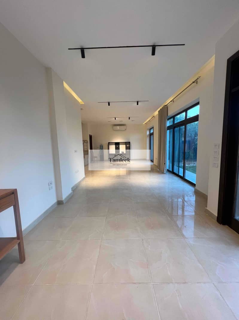 IMG_7465. jpg IMG_7465. jpg