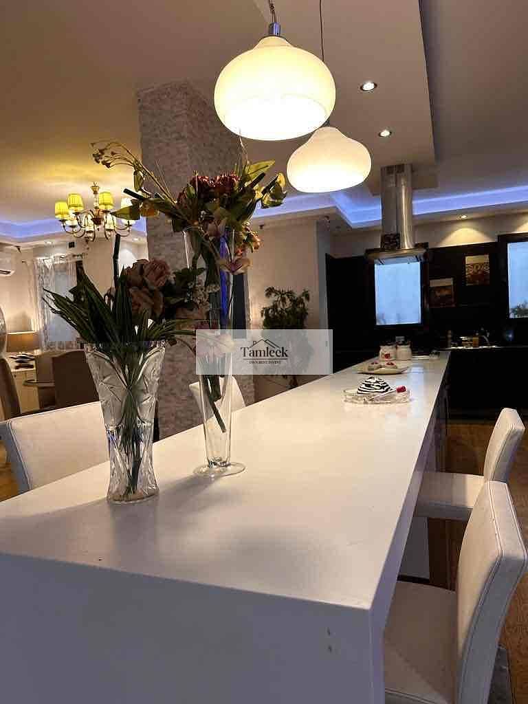 9 ac3f3a89-13e3-4502-a440-0e0401ffd58a. jpg