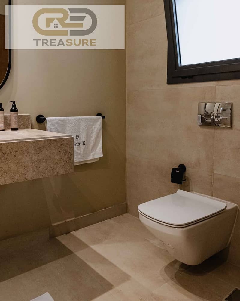 6 WhatsApp Image 2025-11-05 at 12.15. 01 PM (1). jpeg