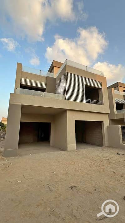 4 Bedroom Villa for Sale in 6th of October, Giza - 562892066_2169855066758205_6455257476877827700_n. jpg 4 Bedroom Villa for Sale in 6th of October, Giza - 562892066_2169855066758205_6455257476877827700_n. jpg