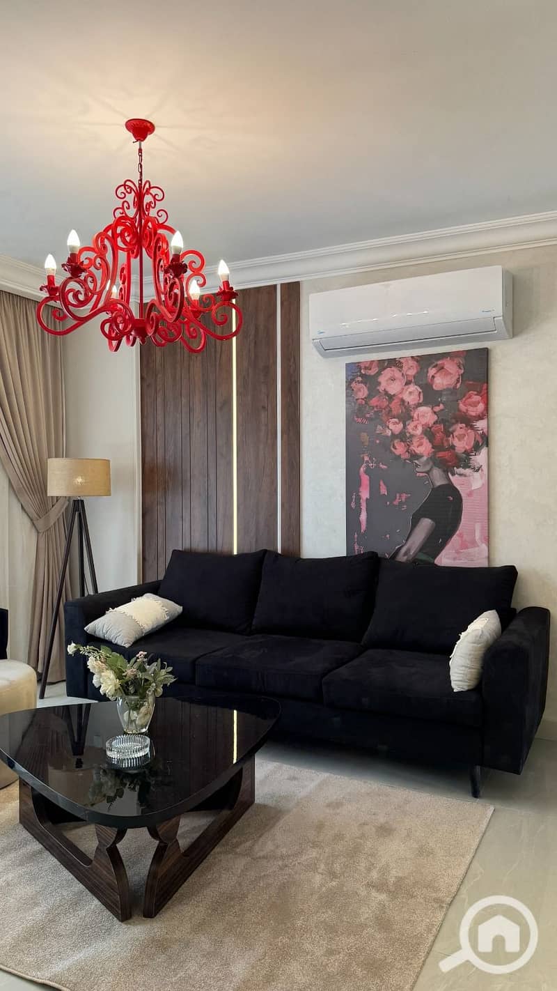 5 2b7beeb9-bf37-4816-879d-e0bab2c7e6f1. jpg