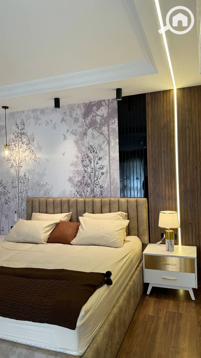 12 5662c5ec-3a30-4328-9a1d-62e1ac90b762. jpg