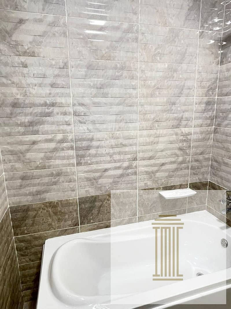 6 54f3721a-8ac9-43f2-a543-159a9828551a. jpg