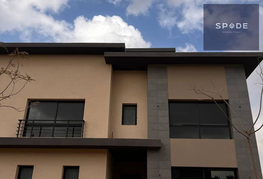 3 9a64d806-0fb0-4f03-bf46-074f8e4d7184. jpg