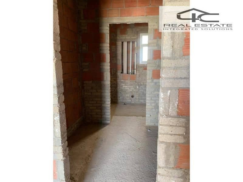 10 WhatsApp Image 2025-02-16 at 12.39. 15 (3). jpg