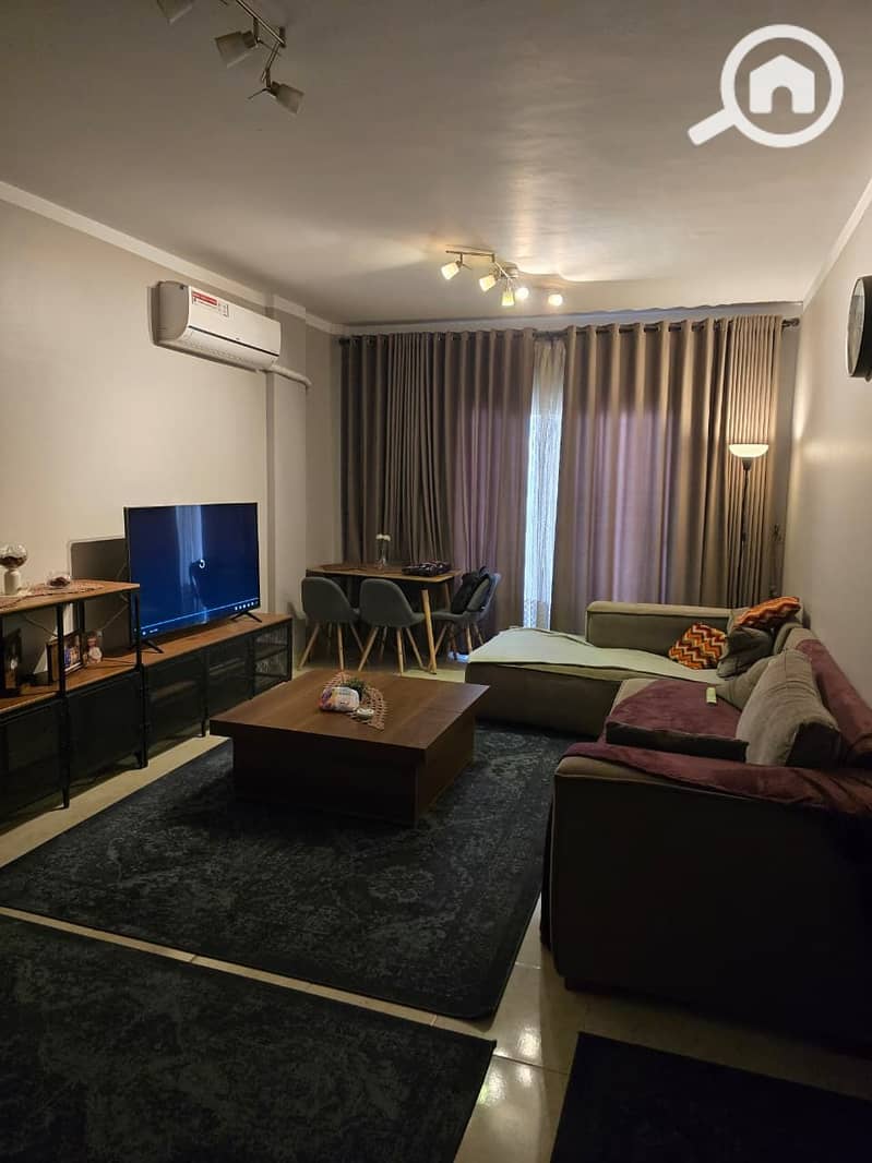 04370f26-20c5-4bc0-ba74-58e38462d8b2. jpeg