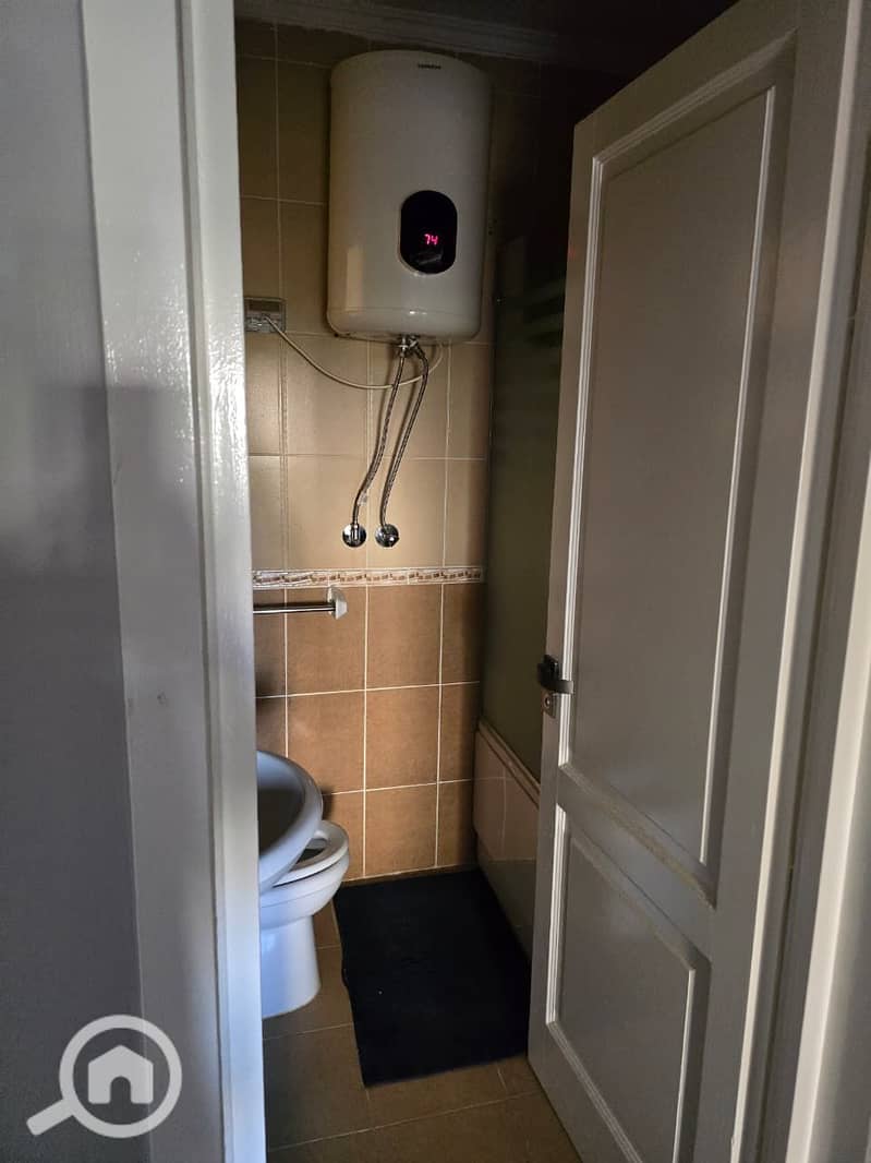 6 b12049fc-2799-4d4d-a096-d3794777e179. jpeg