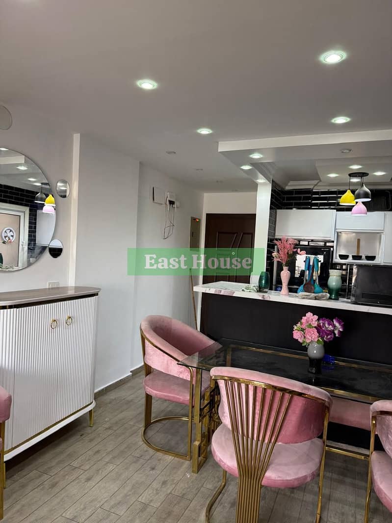 2 a98289a8-df90-4795-a353-d1e3511e5ce0. jpeg