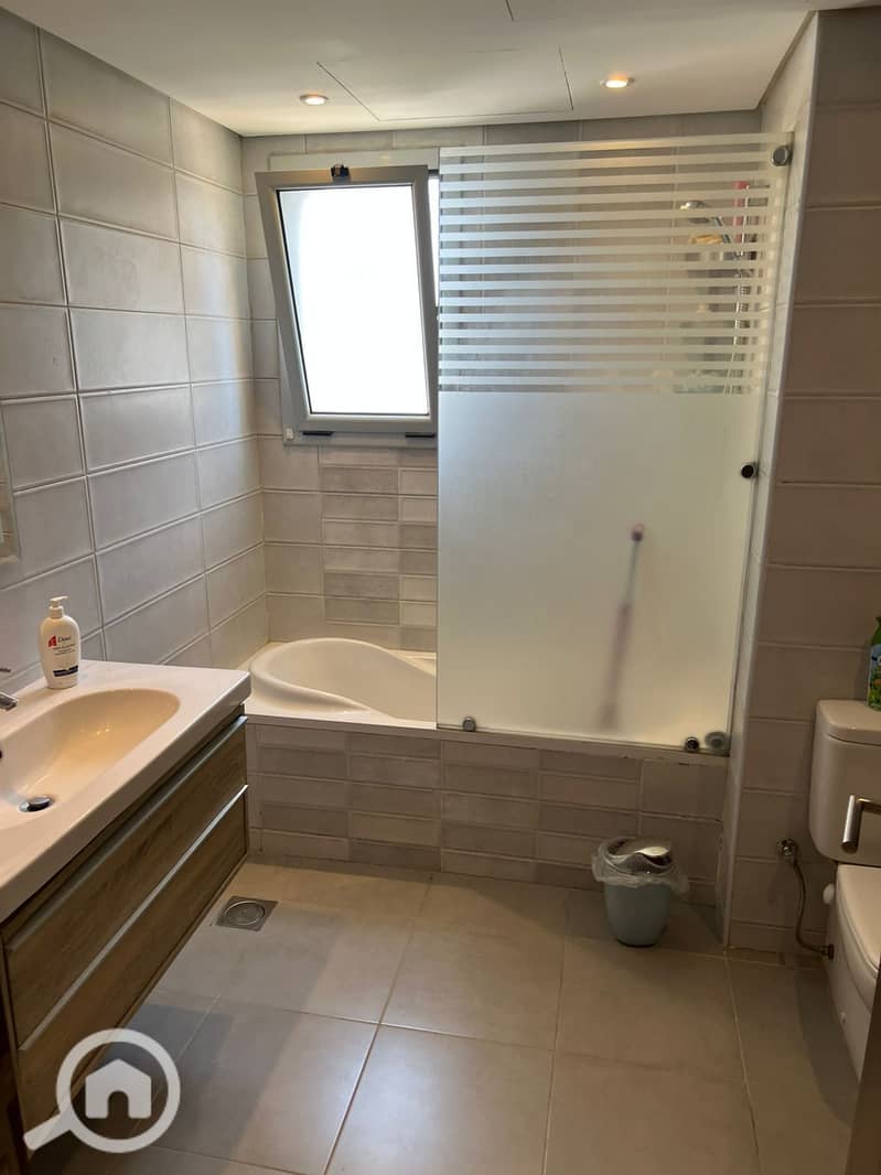 9 WhatsApp Image 2025-11-04 at 17.58. 16 (2). jpeg