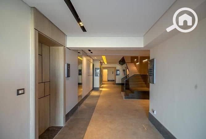 8 3880498-b1101o. jpg