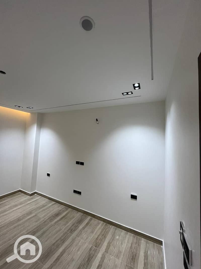 2 WhatsApp Image 2025-11-02 at 6.39. 25 PM. jpeg