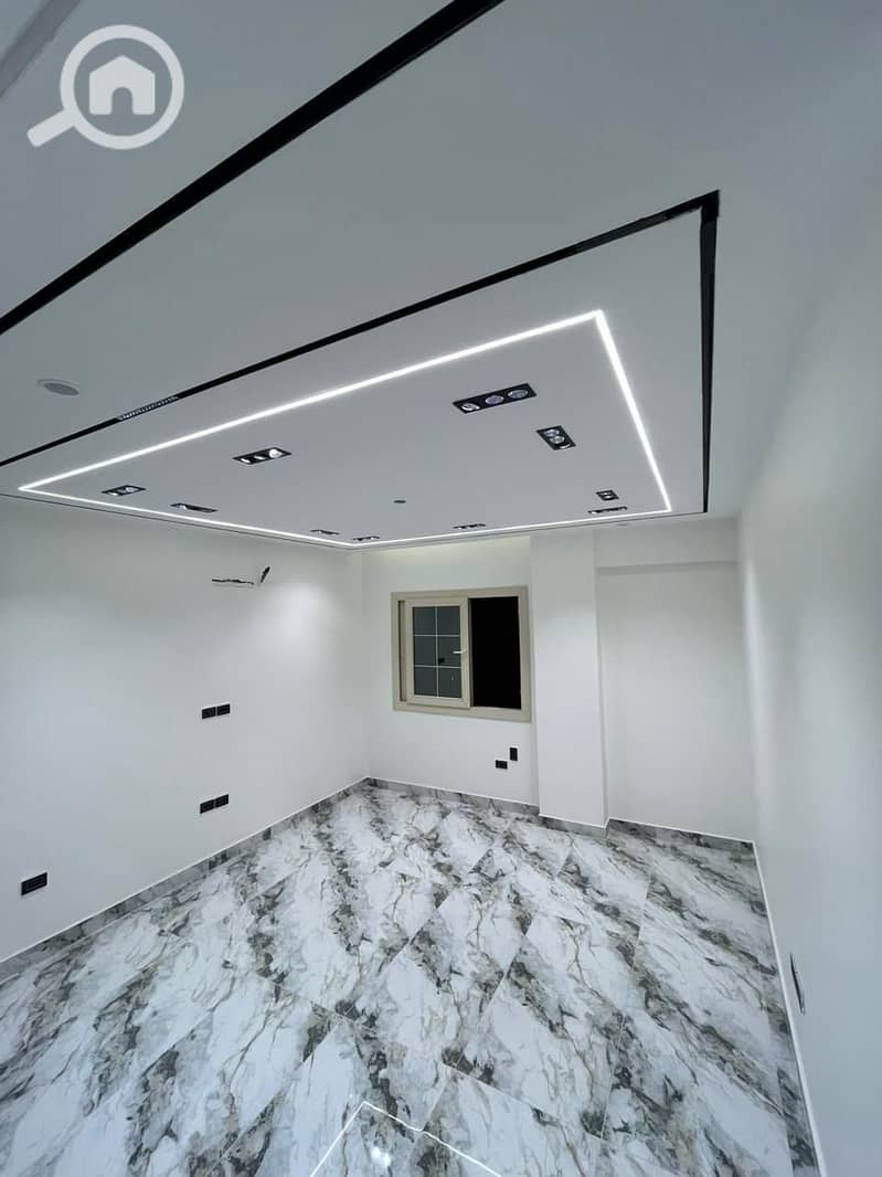 4 WhatsApp Image 2025-11-02 at 6.39. 23 PM. jpeg