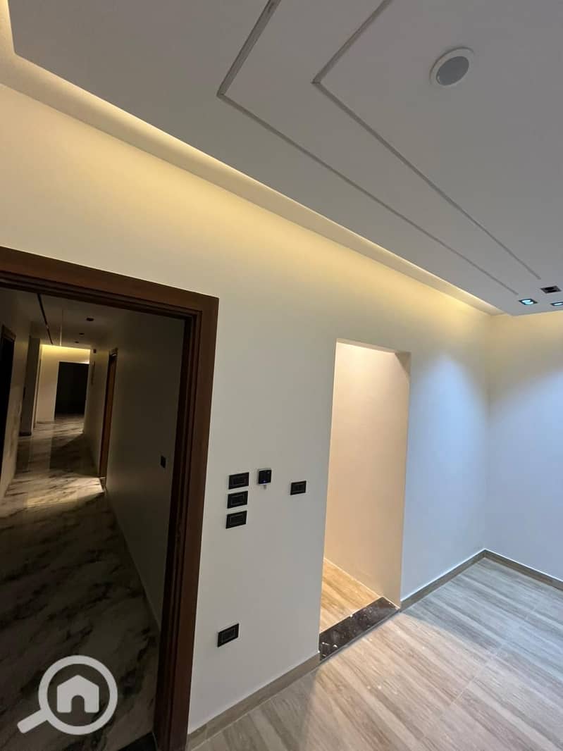 8 WhatsApp Image 2025-11-02 at 6.39. 11 PM. jpeg