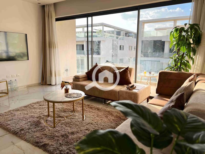 1000422163. jpg 1000422163. jpg