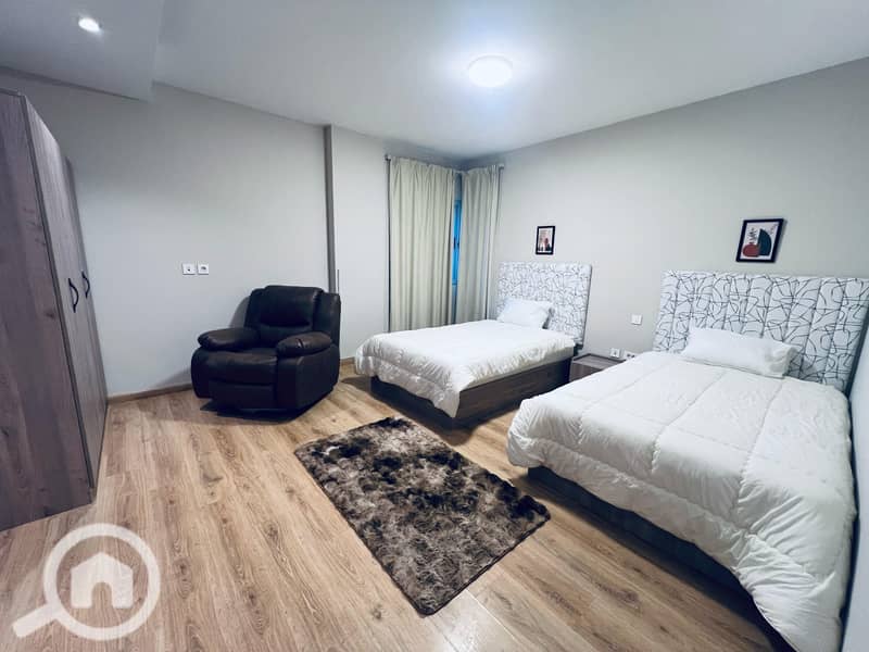 4 WhatsApp Image 2025-11-05 at 11.55. 32 AM (1). jpeg