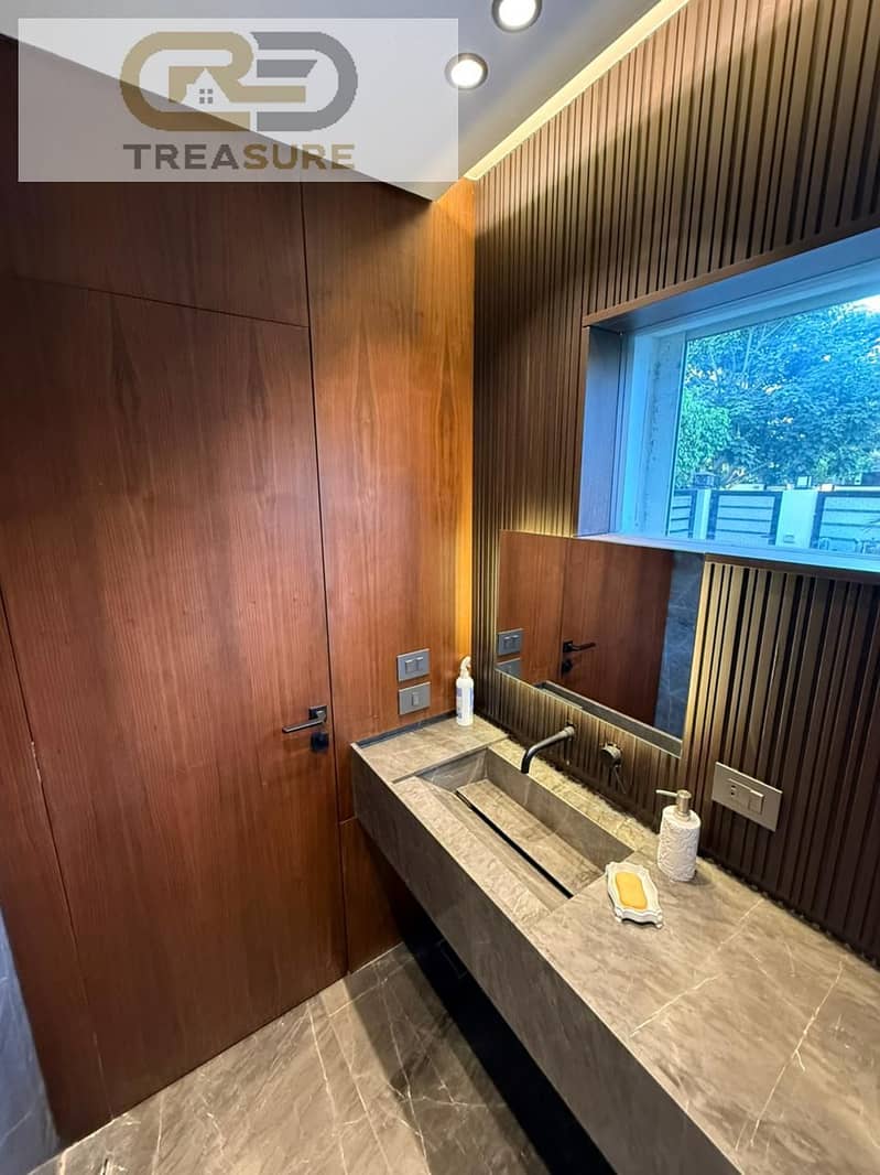 12 WhatsApp Image 2025-11-05 at 11.22. 00 AM. jpeg