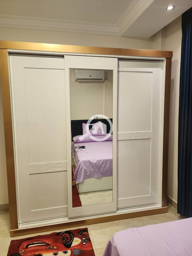 8 081dfcc7-77bf-4898-b73e-4035b793e9e5. jpeg