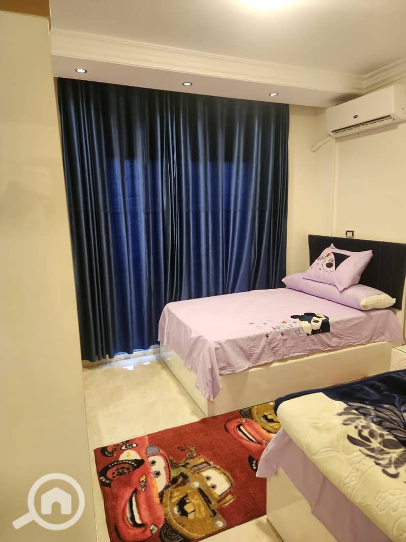 12 e56a7085-ab43-4197-804b-127738fd8bb7. jpeg