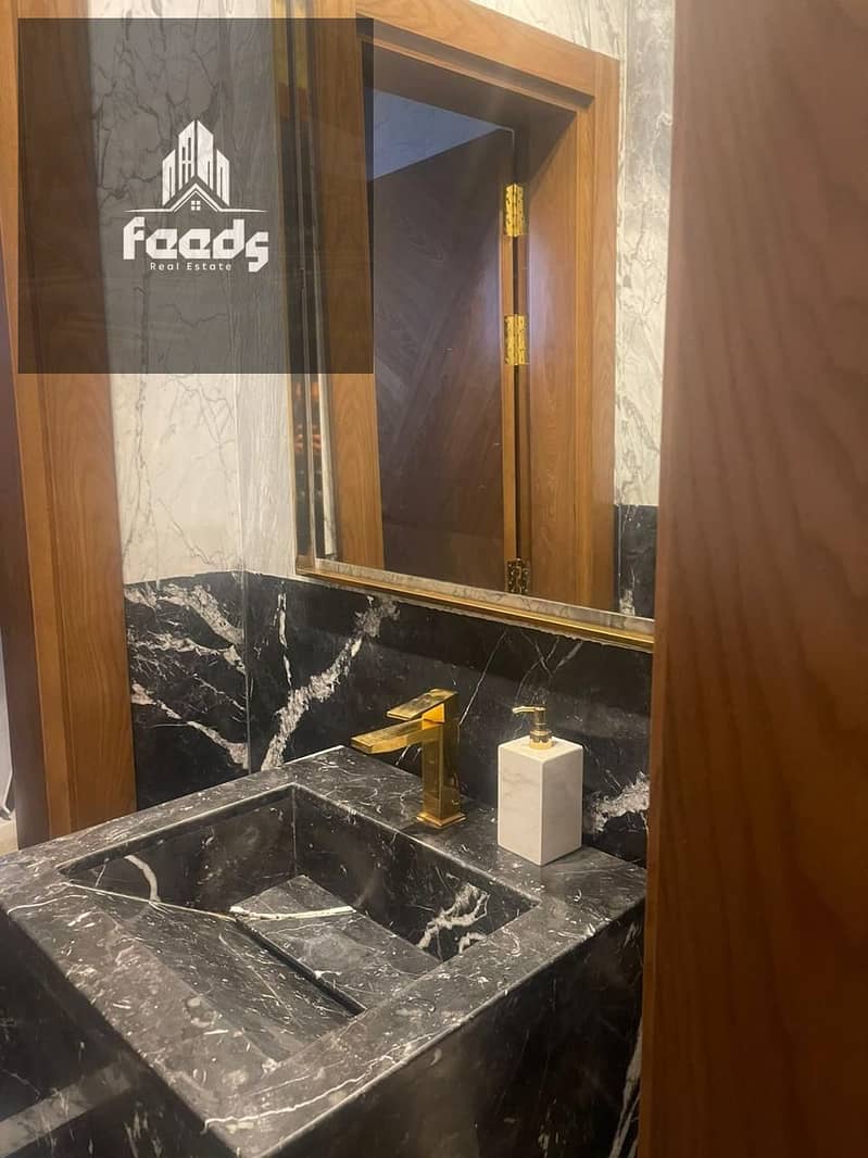 5 a99e8601-f944-4a75-a7b0-2320df7fbd41. jpg