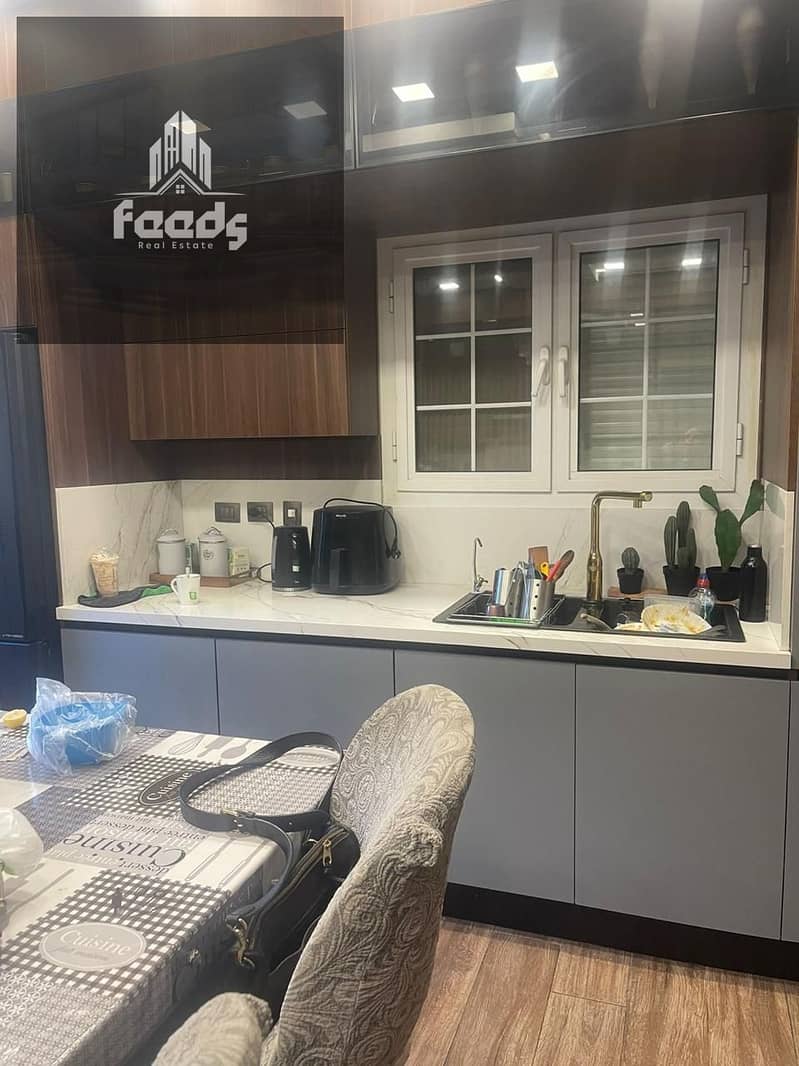 7 de92d783-dbb8-4966-b151-e921fa8dfbe9. jpg