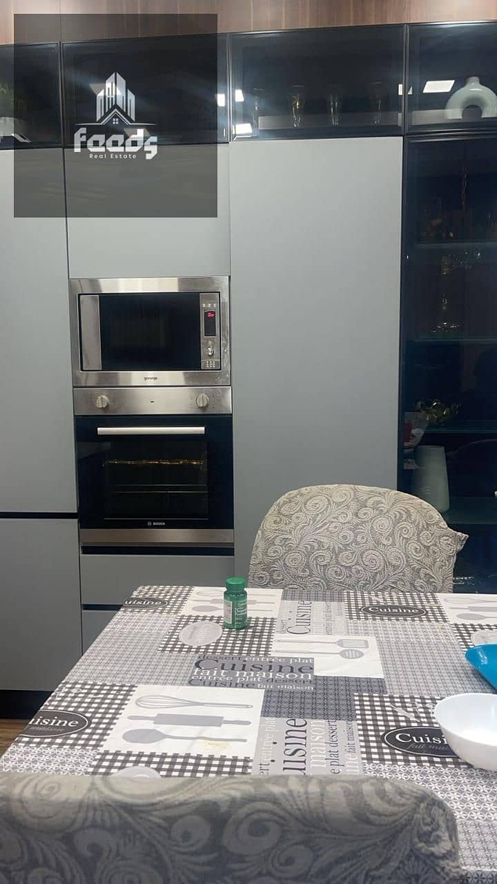 8 ae6dbc44-b69b-4037-b5e2-4b4764574601. jpg