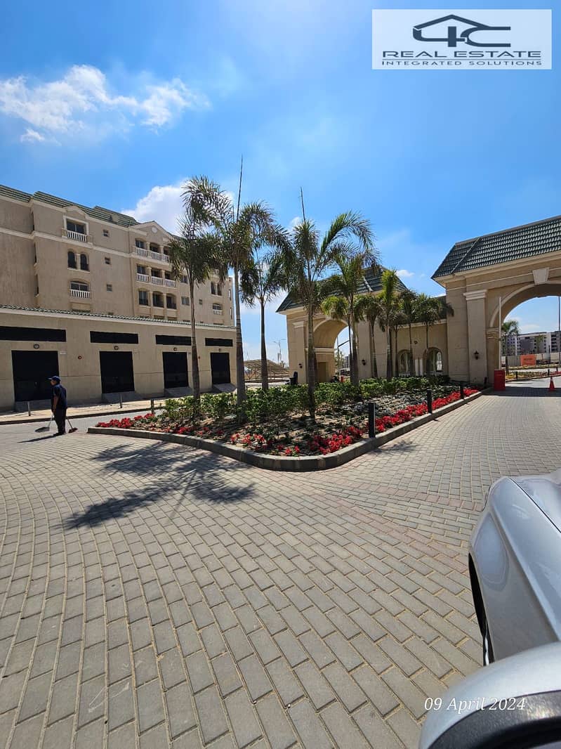 3 WhatsApp Image 2025-11-04 at 5.45. 14 PM. jpeg