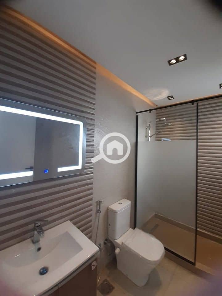 6 dbcd26f2-76ef-4d1d-bdf2-0cfb97063ec7. jpg