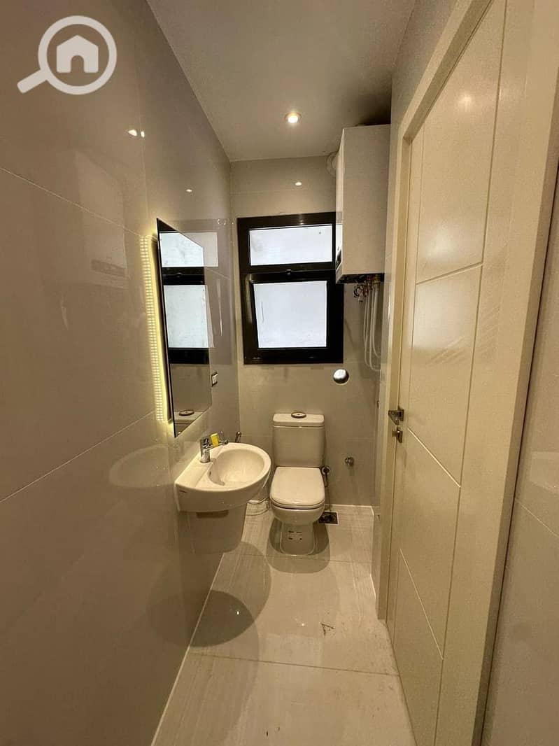 11 f3f8fb7e-3b05-493f-9f05-83273e623952. jpeg