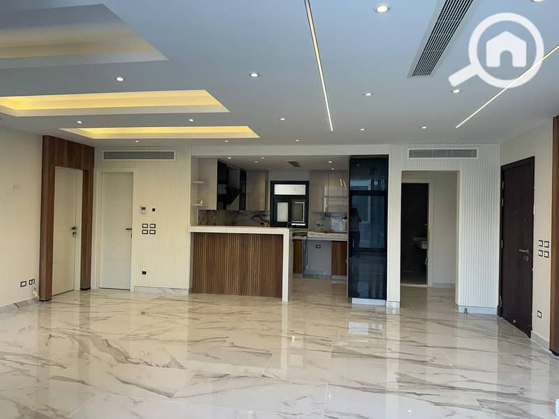 13 5f492258-8aad-4f81-8b27-a1f2ff0fa41d. jpeg