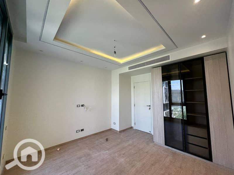 17 37ab2e8e-e9a8-47ca-9a52-ffd18aff59ed. jpeg