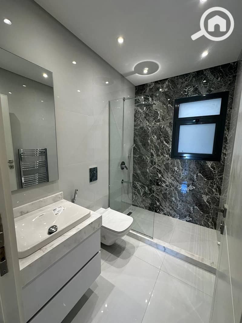 23 4ad1134a-5547-46c5-a902-00c2a1b1f62b. jpeg