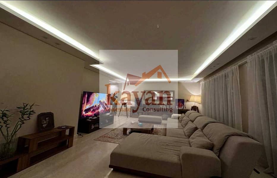 12 7849282d-c850-49ed-b215-3ba46faf29a8. jpg