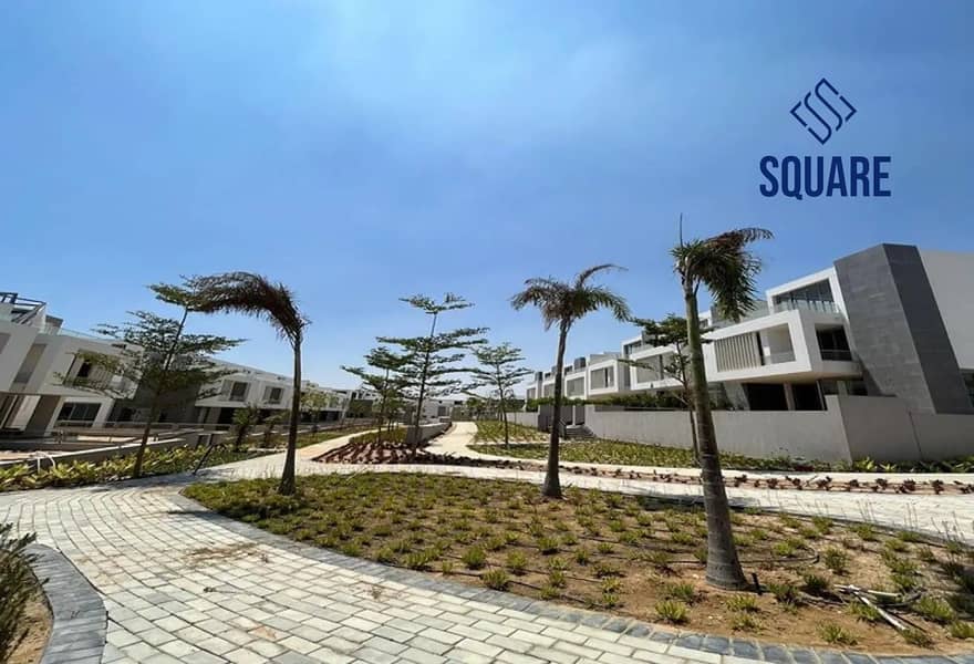 8 7374275-26c49o. jpg