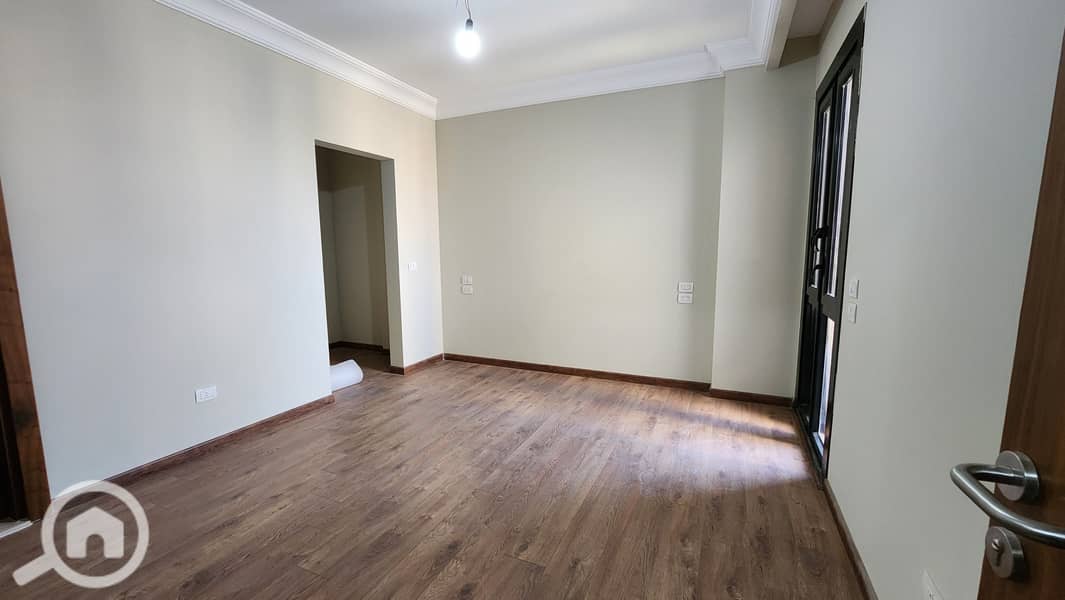 11 20250501_094926. jpg