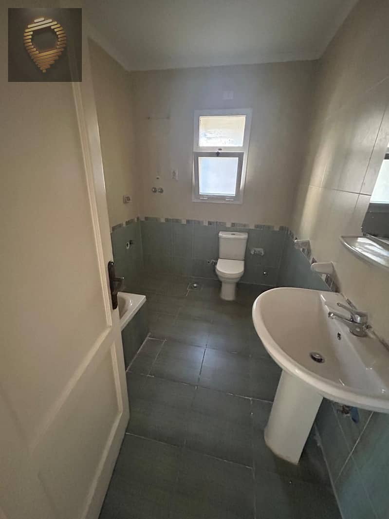 11 WhatsApp Image 2025-10-26 at 11.03. 41_5c127d2f. jpg