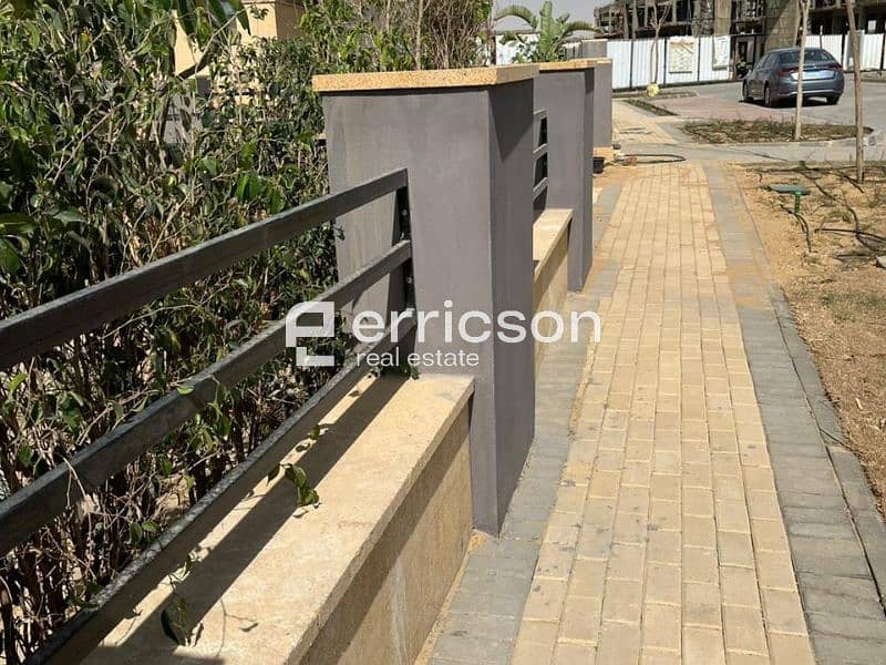 2 Untitled design (1). jpg