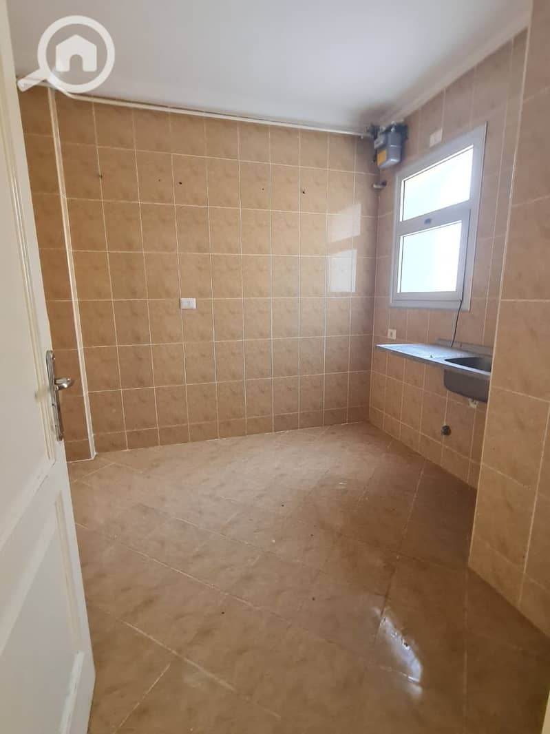 8 WhatsApp Image 2025-11-05 at 12.57. 36_6a2c64e0. jpg