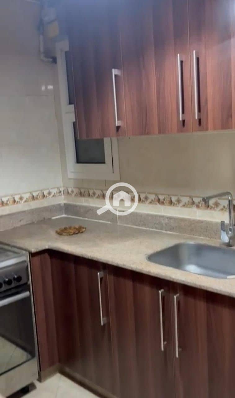 8 f25d7d99-18b3-4457-aee9-8e9dbdbed366. jpeg