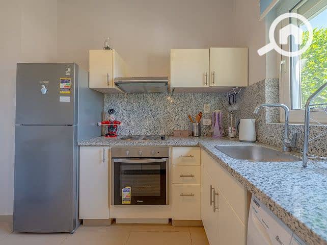 8 WhatsApp Image 2025-10-14 at 23.46. 50_5ec6b724. jpg